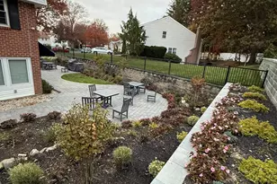 128 Santa Barbara Dr, Plainview, NY 11803 - Photo 15