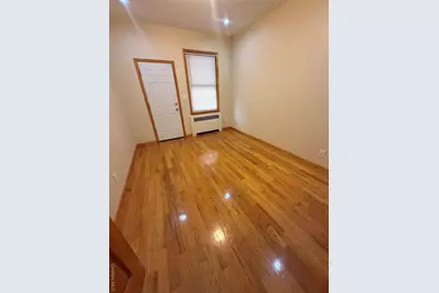 51-12 Van Horn Street, Elmhurst, NY 11373 - Photo 5