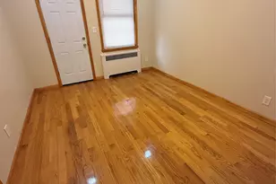 51-12 Van Horn St, Elmhurst, NY 11373 - Photo 5