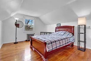 932 Cherry Ln, Floral Park, NY 11001 - Photo 19