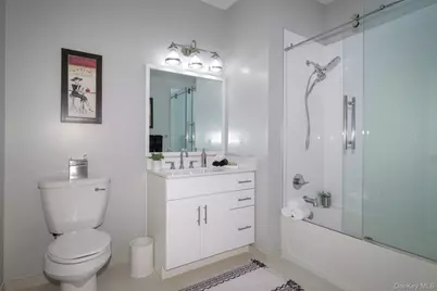 75 E Hoffman Avenue #4065, Lindenhurst, NY 11757 - Photo 9