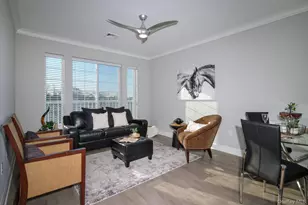 75 E Hoffman Ave, Lindenhurst, NY 11757 - Photo 5