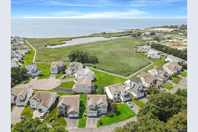 24 Spinnaker Lane #24, Patchogue, NY 11772 - Photo 5