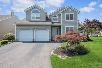 24 Spinnaker Lane #24, Patchogue, NY 11772 - Photo 1