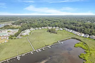 24 Spinnaker Ln, Patchogue, NY 11772 - Photo 7