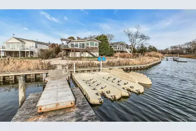 7 Springville Circle, Hampton Bays, NY 11946 - Photo 41
