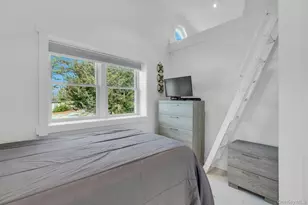 7 Springville Cir, Hampton Bays, NY 11946 - Photo 23