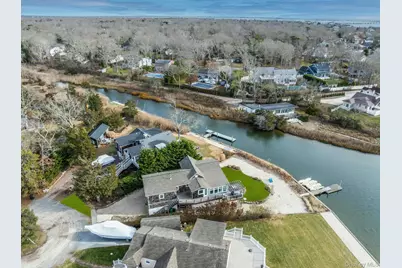 7 Springville Circle, Hampton Bays, NY 11946 - Photo 33