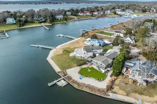 7 Springville Cir, Hampton Bays, NY 11946 - Photo 35