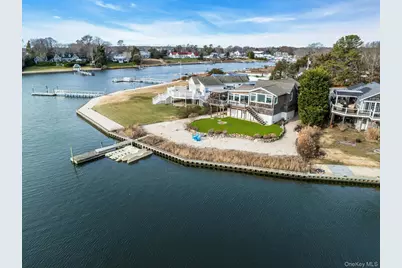 7 Springville Circle, Hampton Bays, NY 11946 - Photo 3