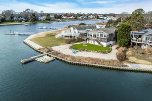 7 Springville Cir, Hampton Bays, NY 11946 - Photo 3