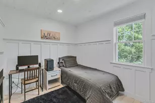 7 Springville Cir, Hampton Bays, NY 11946 - Photo 15