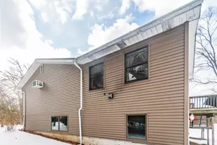 32 Elizabeth Dr, Hopewell Junction, NY 12533 - Photo 3