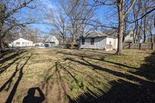 76 Cumberland Ave, Roosevelt, NY 11575 - Photo 3