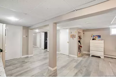 61 S Merrick Road, Massapequa, NY 11758 - Photo 23