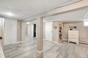 61 S Merrick Rd, Massapequa, NY 11758 - Photo 23