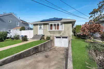 61 S Merrick Road, Massapequa, NY 11758 - Photo 3