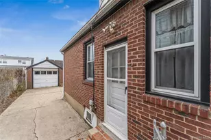 1119 Theodora St, Franklin Square, NY 11010 - Photo 13