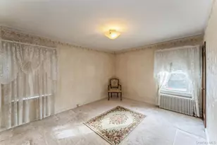 1119 Theodora St, Franklin Square, NY 11010 - Photo 11