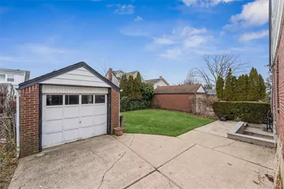 1119 Theodora Street, Franklin Square, NY 11010 - Photo 15