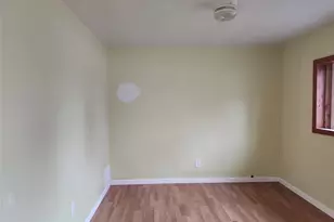 624 Montauk Hwy, West Islip, NY 11795 - Photo 11