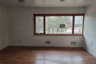 624 Montauk Hwy, West Islip, NY 11795 - Photo 5