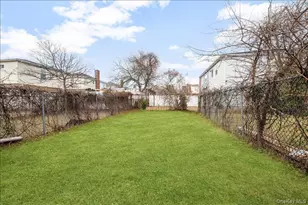 12-10 Plainview Ave, Far Rockaway, NY 11691 - Photo 23