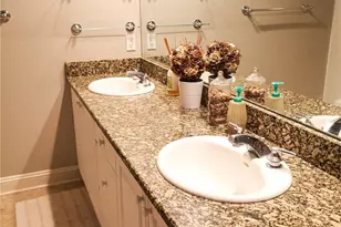 6 Holly Knolls, Armonk, NY 10504 - Photo 17