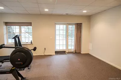 6 Holly Knolls, Armonk, NY 10504 - Photo 19