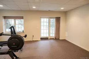 6 Holly Knolls, Armonk, NY 10504 - Photo 19