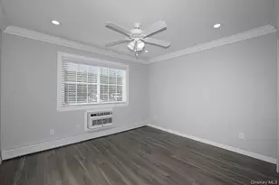 184 Cassa Loop, Holtsville, NY 11742 - Photo 9