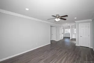 225 Cassa Loop, Holtsville, NY 11742 - Photo 7