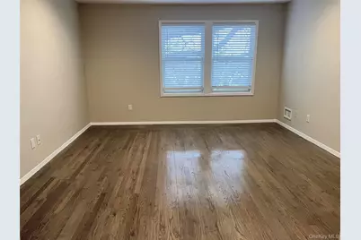 60 N Marwood Road #B / RIGHT, Port Washington, NY 11050 - Photo 7