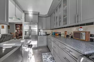 83-25 98th St, Woodhaven, NY 11421 - Photo 7