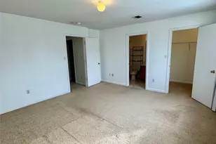 23 Peach Pl, Middletown, NY 10940 - Photo 15