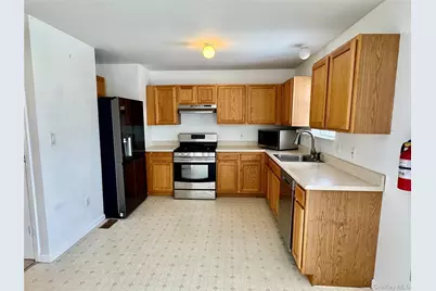 23 Peach Place, Middletown, NY 10940 - Photo 7