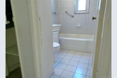 131-66 234th Street #Lower, Rosedale, NY 11422 - Photo 9