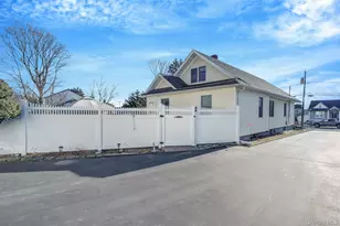 4 W William St, Bay Shore, NY 11706 - Photo 23