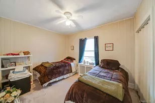 4 W William St, Bay Shore, NY 11706 - Photo 15