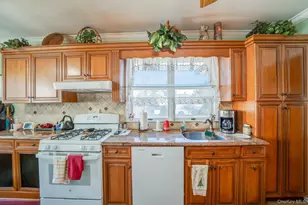 4 W William St, Bay Shore, NY 11706 - Photo 11