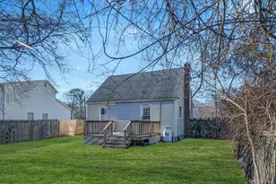 476 Revilo Ave, Shirley, NY 11967 - Photo 5