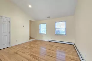 2 Franklin St, Coram, NY 11727 - Photo 19