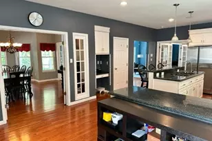 21 Beach Plum Dr, Centerport, NY 11721 - Photo 9