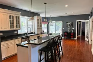 21 Beach Plum Dr, Centerport, NY 11721 - Photo 3