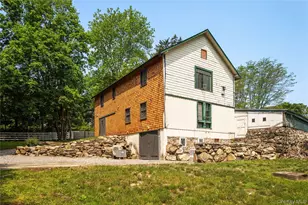 310 Mt Holly Rd, Katonah, NY 10536 - Photo 9