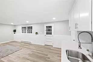 25 Lincoln Ave, Ronkonkoma, NY 11779 - Photo 29