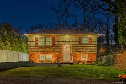 25 Lincoln Avenue, Ronkonkoma, NY 11779 - Photo 1