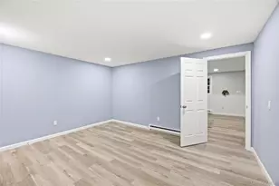 25 Lincoln Ave, Ronkonkoma, NY 11779 - Photo 27