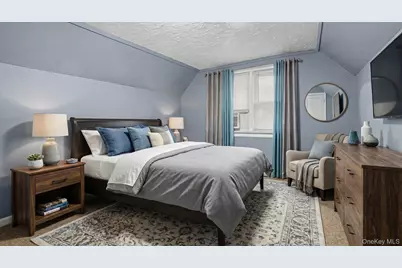 8268 Little Neck Parkway, Floral Park, NY 11004 - Photo 13