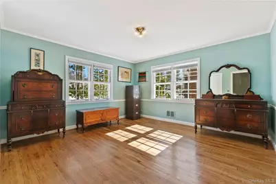 32 Harrison Drive, Larchmont, NY 10538 - Photo 7